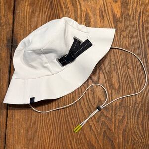 Lululemon Athletica LAB Bucket Hat with Adjustable Drawstring White and Black